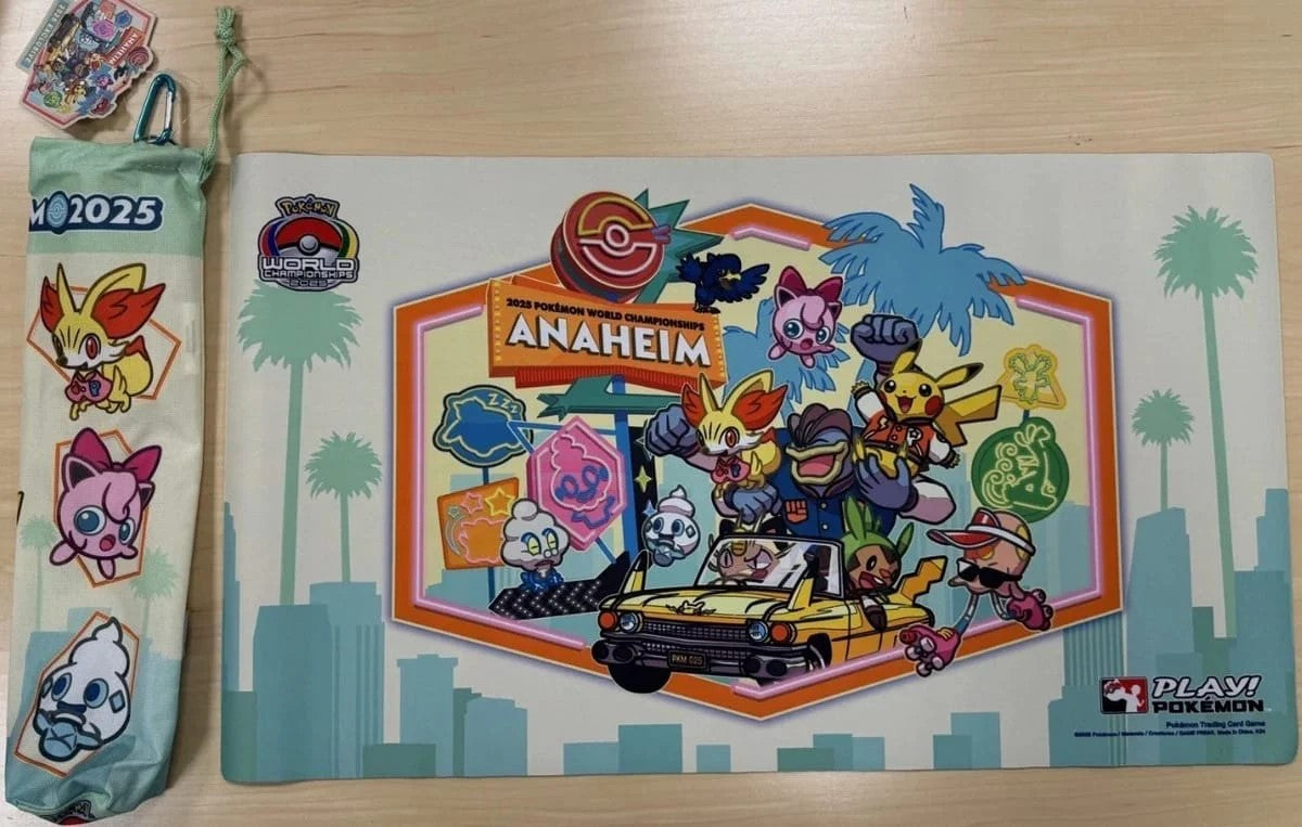POKEMON CENTER Anaheim World Championship 2025 Playmat Raptor Games POKEMON CENTER Anaheim World Championship 2025 Playmat Raptor Games